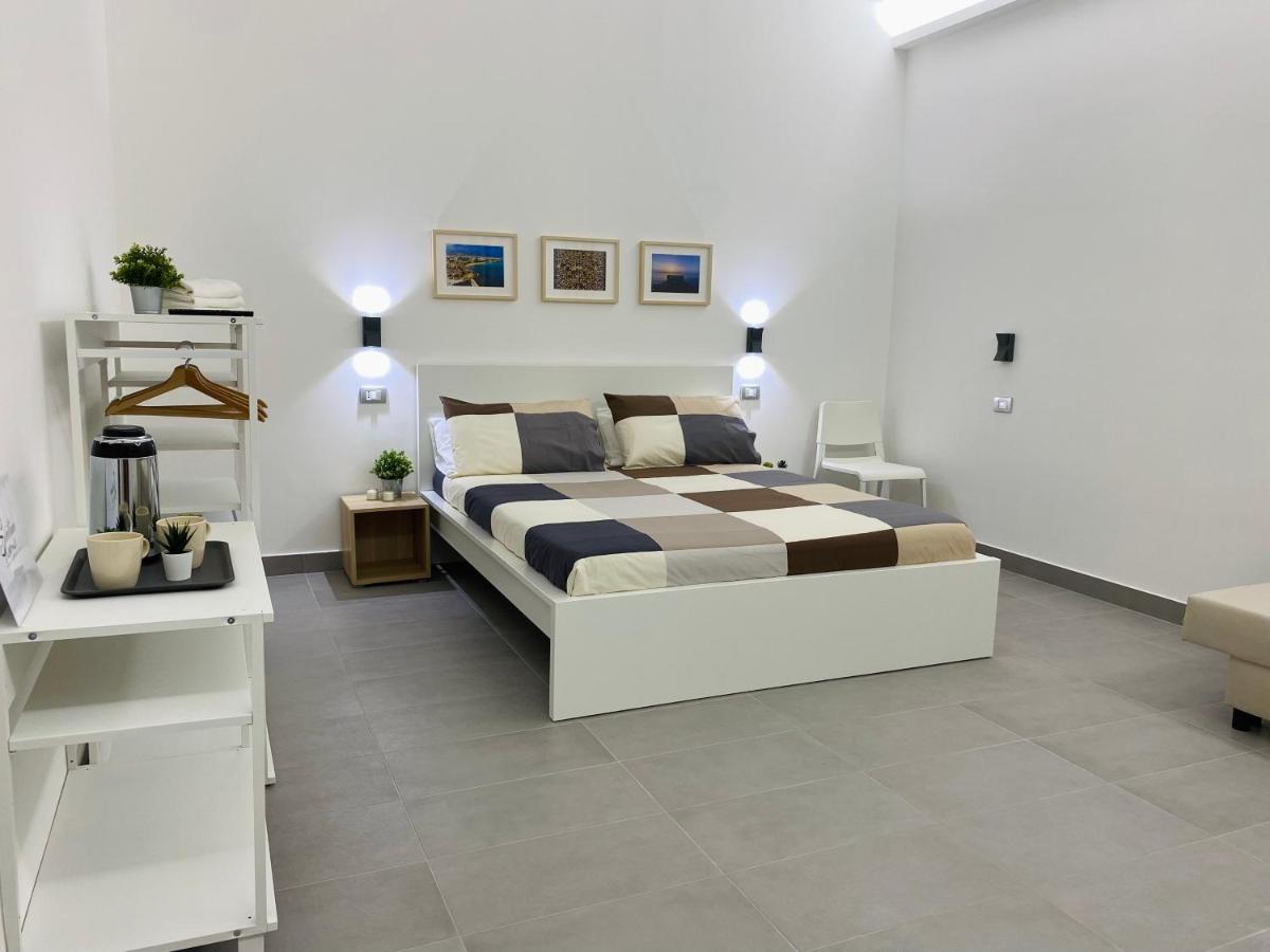 Sicilian Rooms 阿沃拉 外观 照片